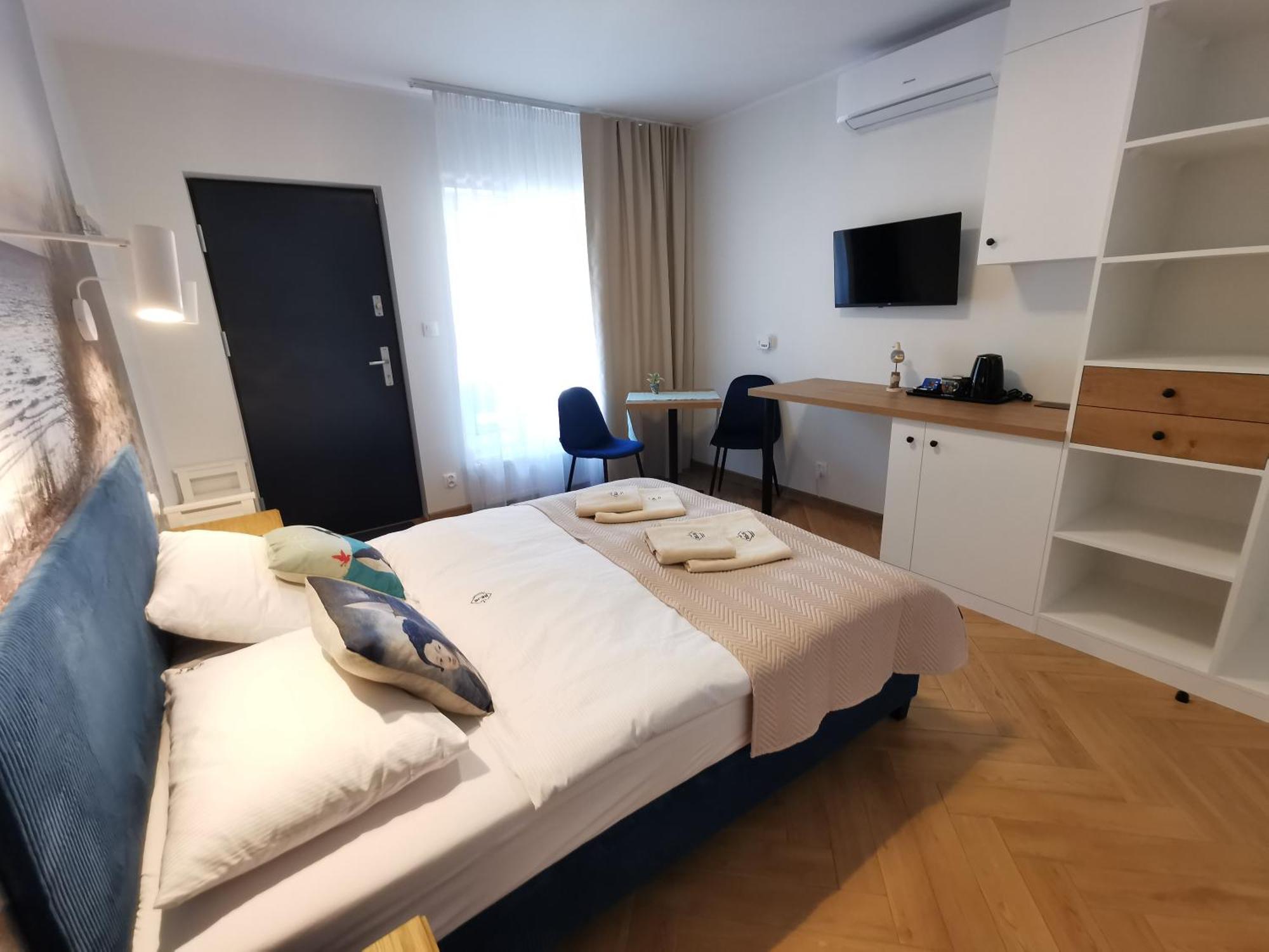 Dom Goscinny Z Restauracja - Rejs Dziwnow Bagian luar foto